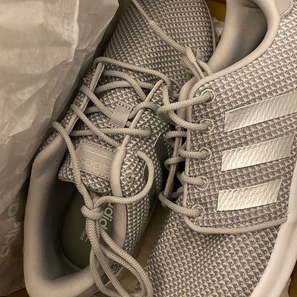 Adidas tennis shoes